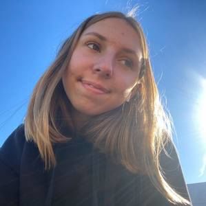 Meet your Posher, Bronwyn